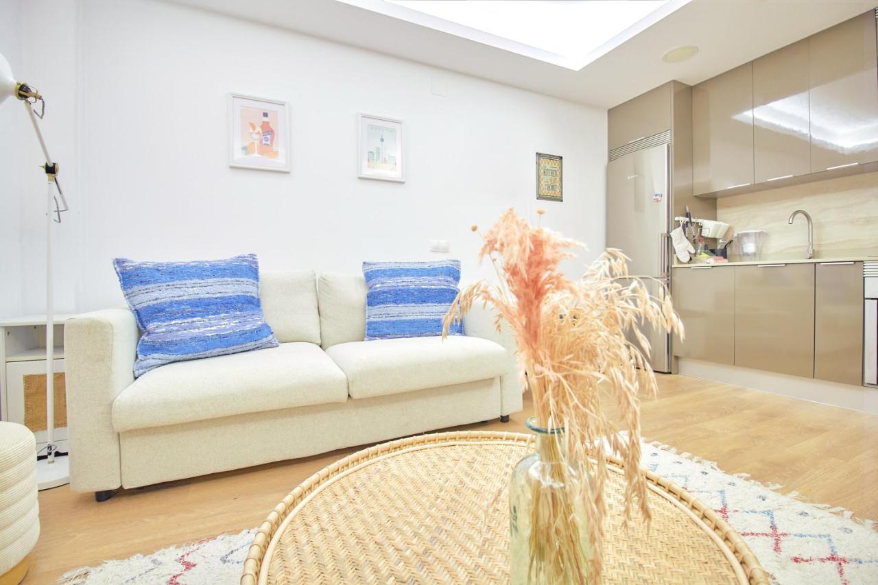 City Apartment With Workspace, Rooftop & Parking Tarifa Esterno foto